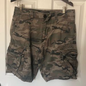 Men’s camo shorts